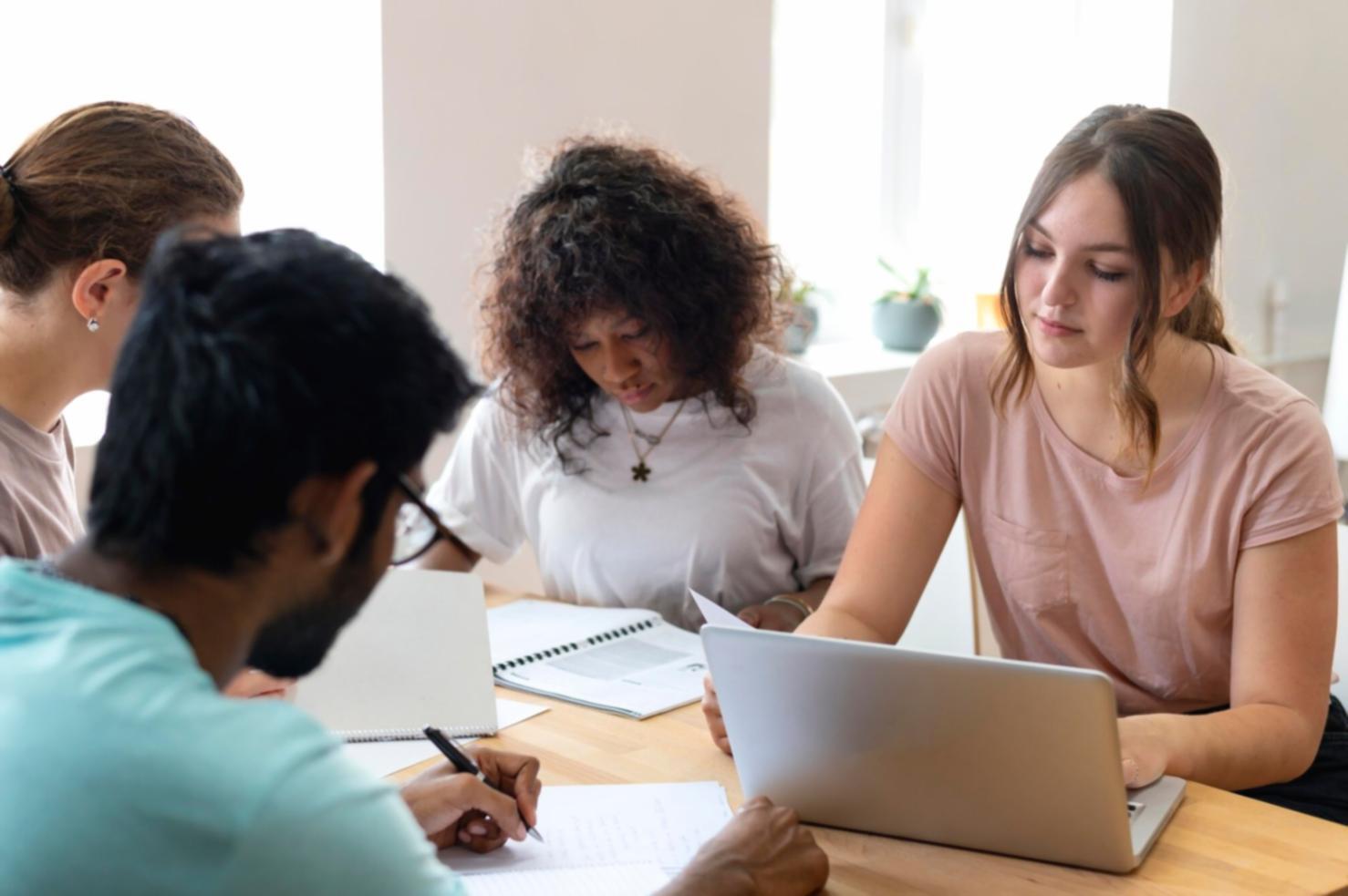 Apprentissage des bases de la technologie financière